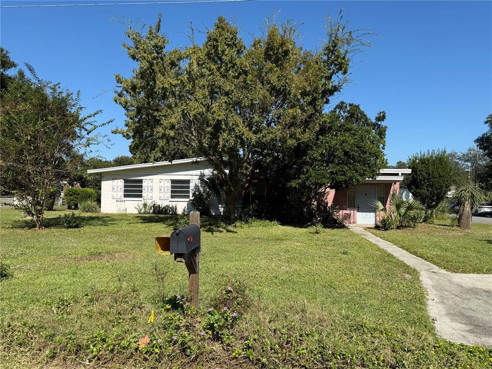 На продажу: $279,900 (3 спален, 2 ванн, 1584 Квадратных фут)