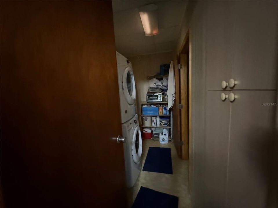 На продажу: $279,900 (3 спален, 2 ванн, 1584 Квадратных фут)