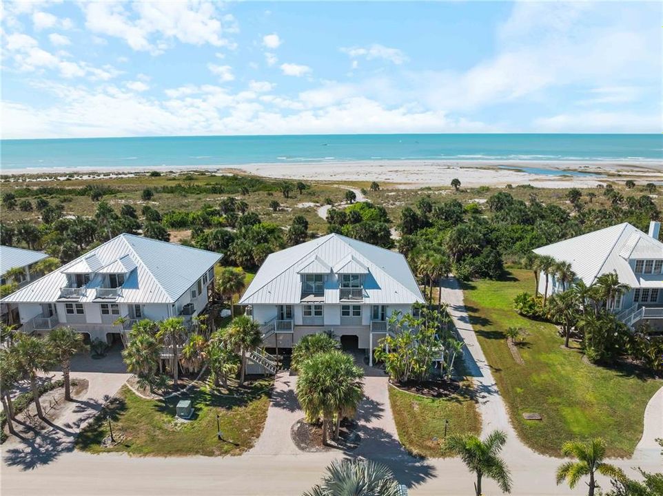 En Venta: $949,000 (3 camas, 3 baños, 1634 Pies cuadrados)