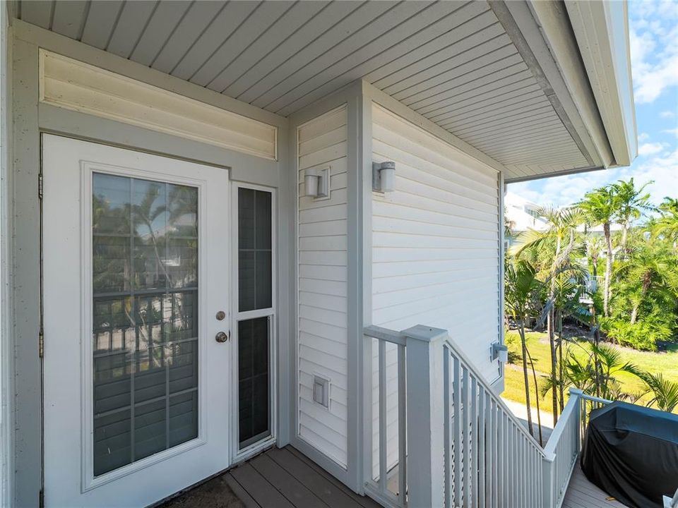 En Venta: $949,000 (3 camas, 3 baños, 1634 Pies cuadrados)