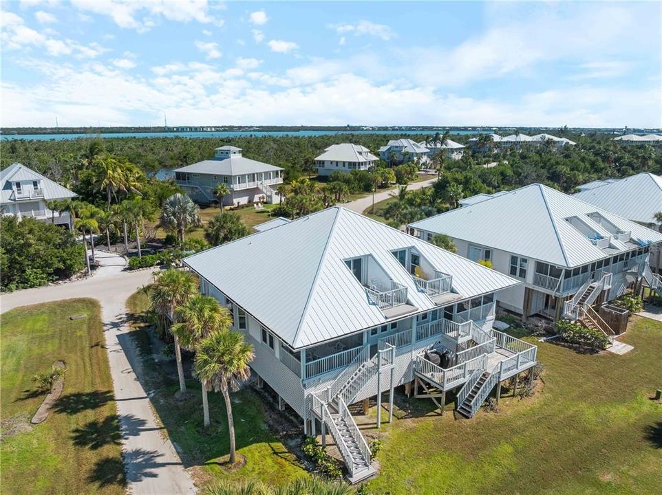 En Venta: $949,000 (3 camas, 3 baños, 1634 Pies cuadrados)