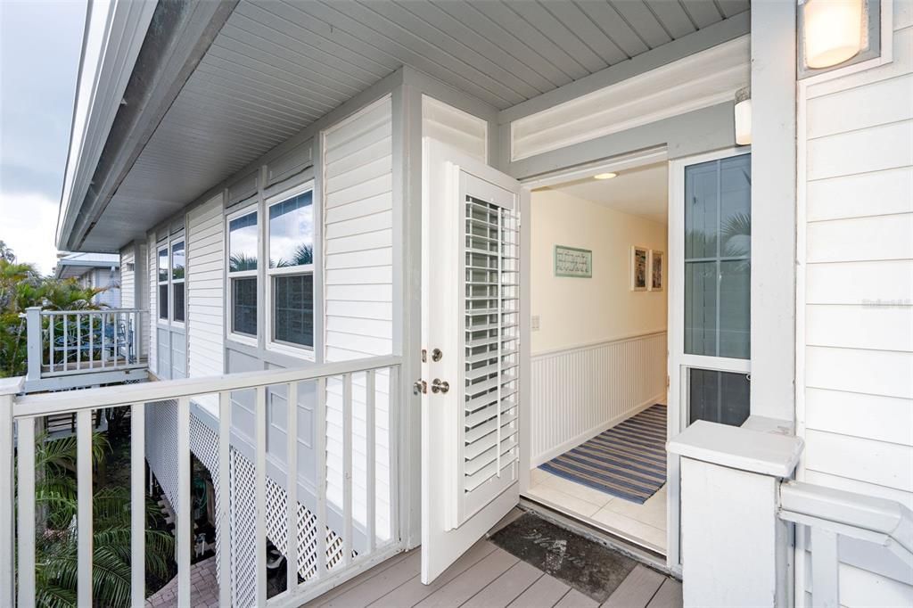 En Venta: $949,000 (3 camas, 3 baños, 1634 Pies cuadrados)