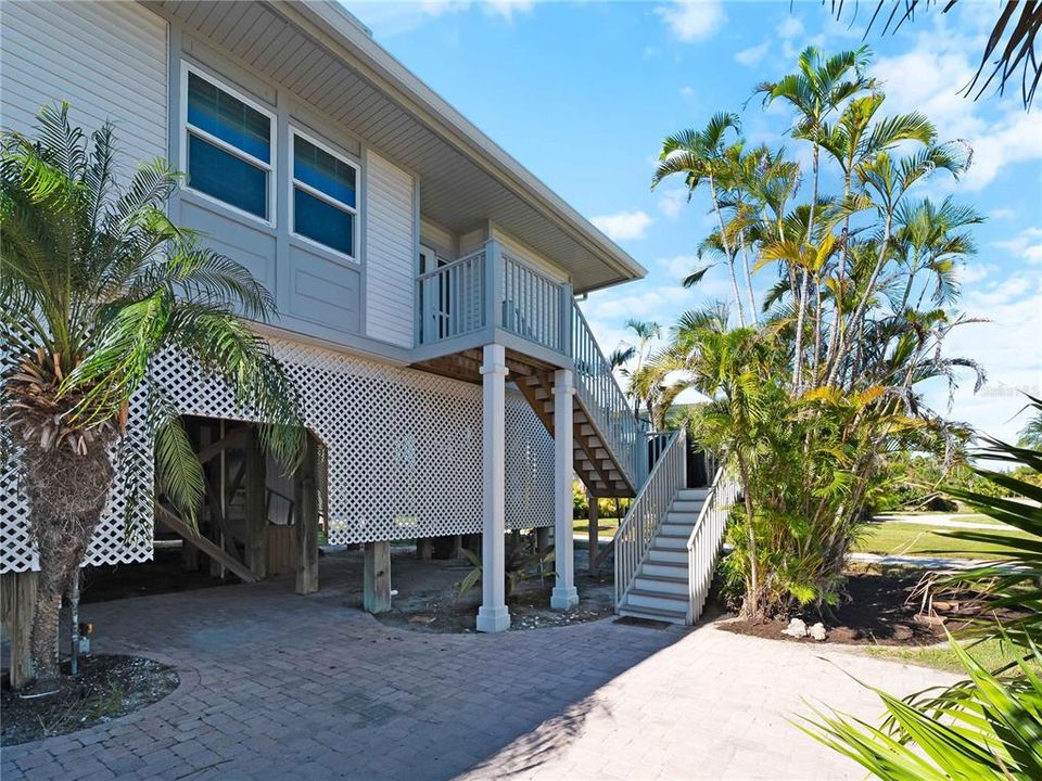 En Venta: $949,000 (3 camas, 3 baños, 1634 Pies cuadrados)