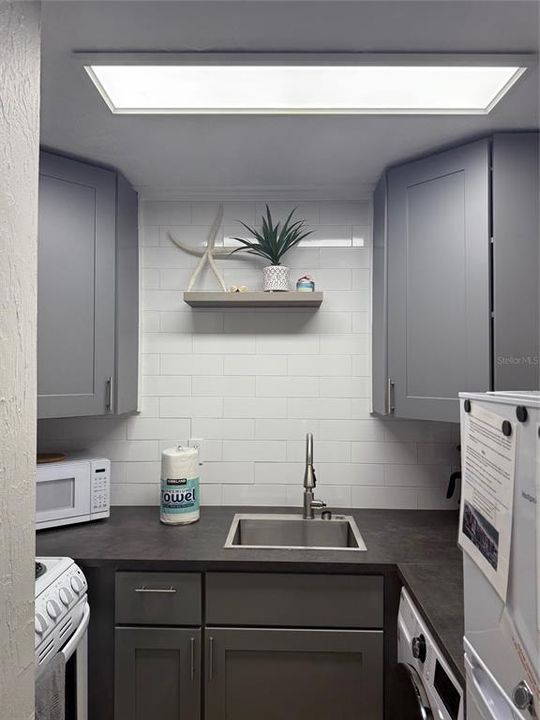 待售: $1,600,000 (0 贝兹, 0 浴室, 294 平方英尺)