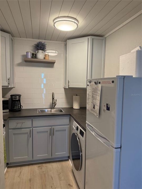 待售: $1,600,000 (0 贝兹, 0 浴室, 294 平方英尺)