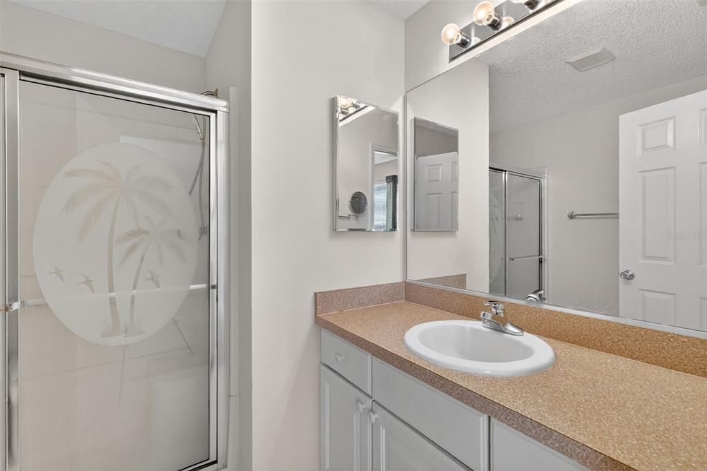 For Sale: $249,900 (2 beds, 2 baths, 1156 Square Feet)