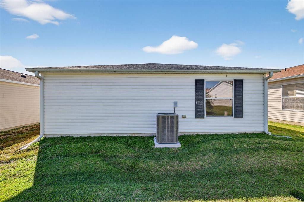 For Sale: $249,900 (2 beds, 2 baths, 1156 Square Feet)