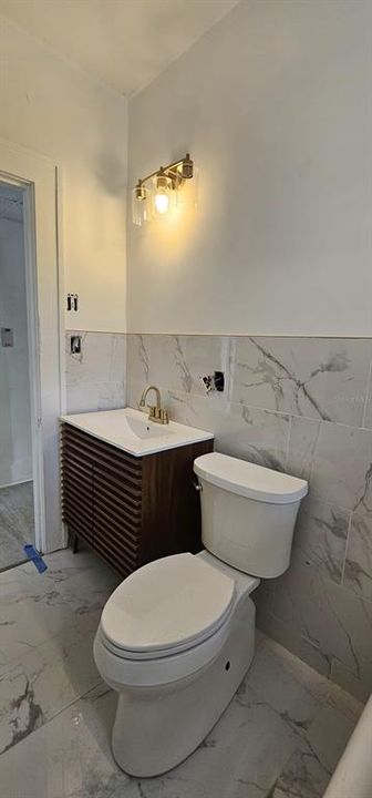 For Sale: $279,000 (3 beds, 1 baths, 940 Square Feet)