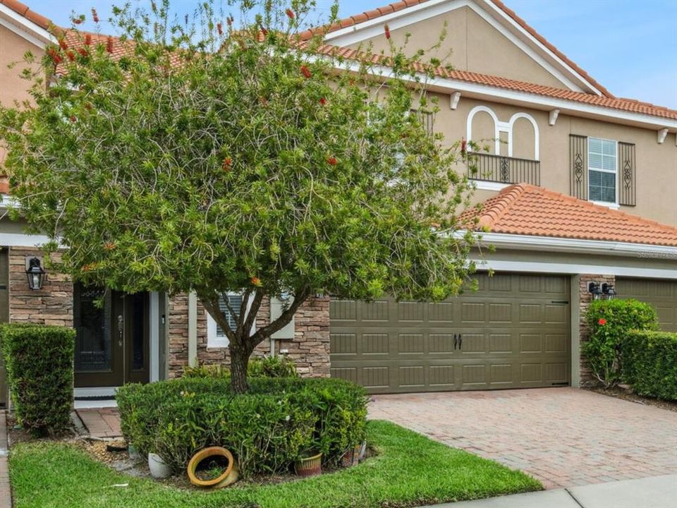 For Sale: $475,000 (3 beds, 2 baths, 2268 Square Feet)