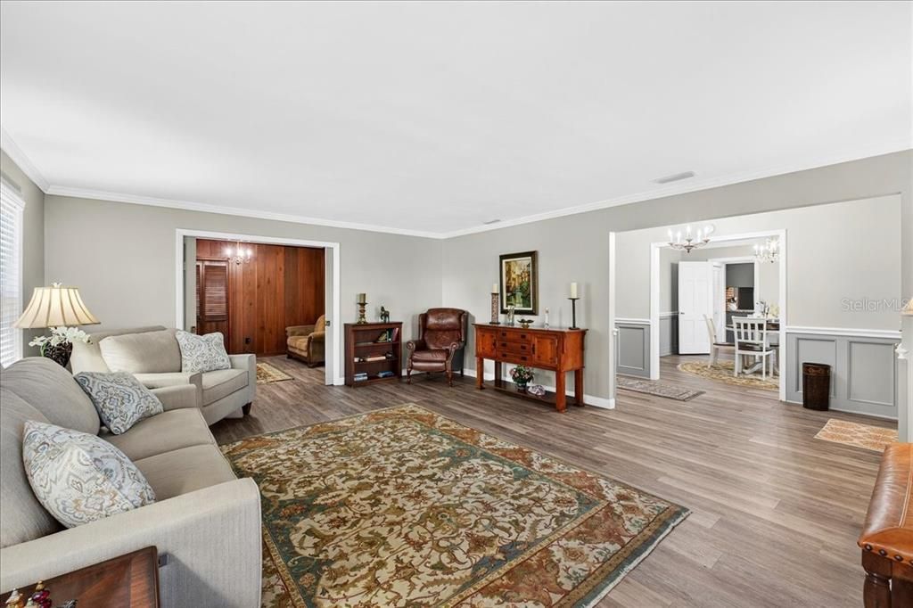 For Sale: $419,000 (4 beds, 3 baths, 2656 Square Feet)