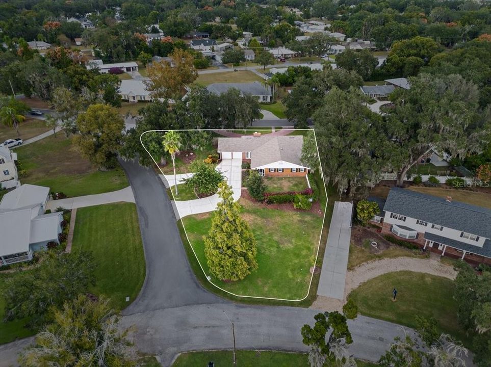 For Sale: $419,000 (4 beds, 3 baths, 2656 Square Feet)