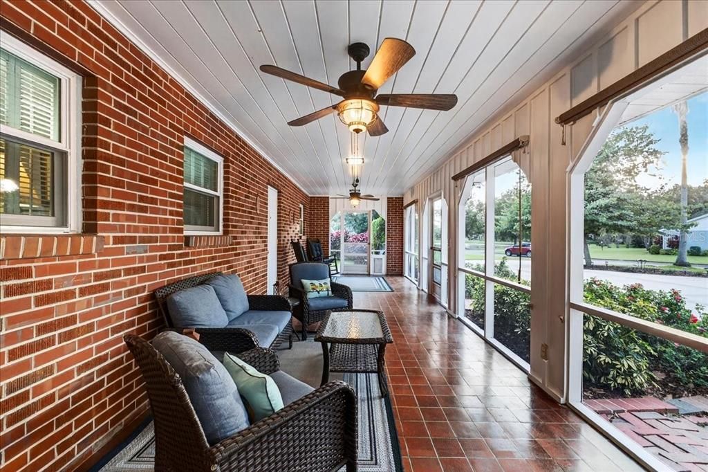 For Sale: $419,000 (4 beds, 3 baths, 2656 Square Feet)