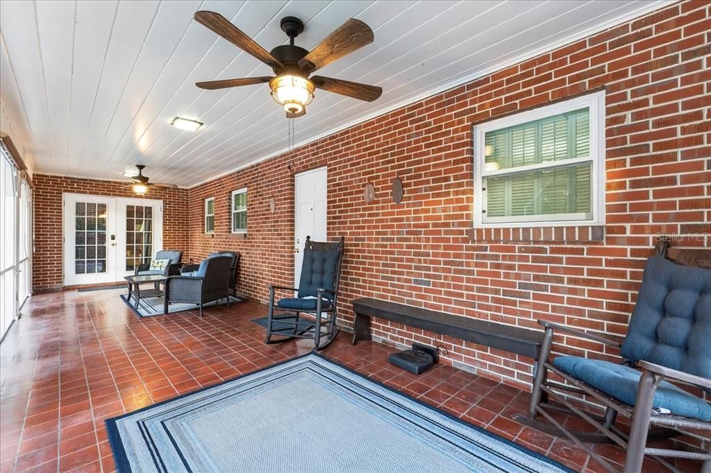 For Sale: $419,000 (4 beds, 3 baths, 2656 Square Feet)