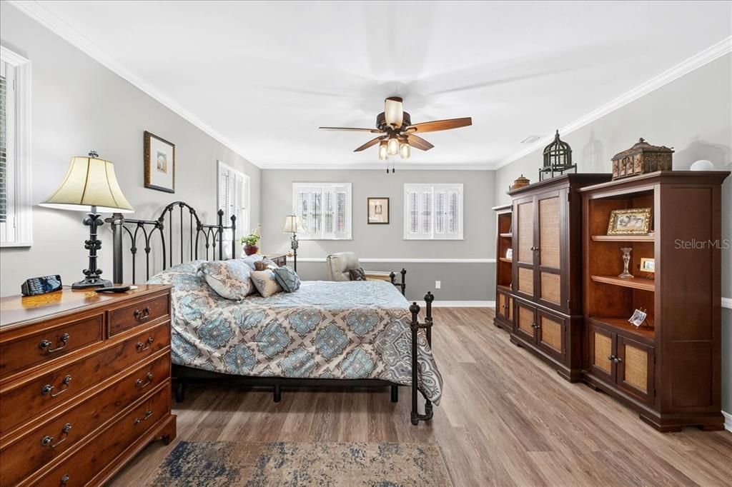 For Sale: $419,000 (4 beds, 3 baths, 2656 Square Feet)