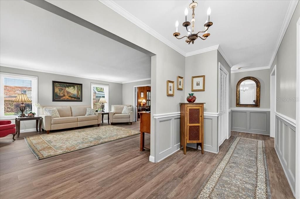 For Sale: $419,000 (4 beds, 3 baths, 2656 Square Feet)