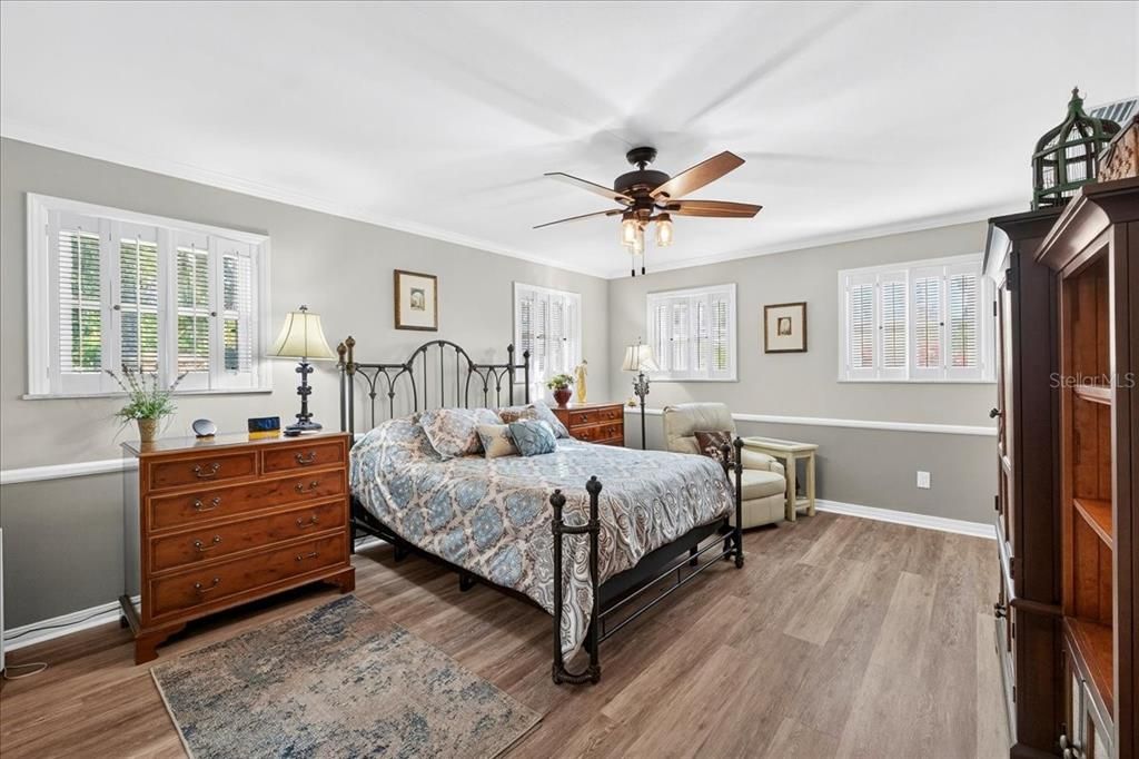 For Sale: $419,000 (4 beds, 3 baths, 2656 Square Feet)