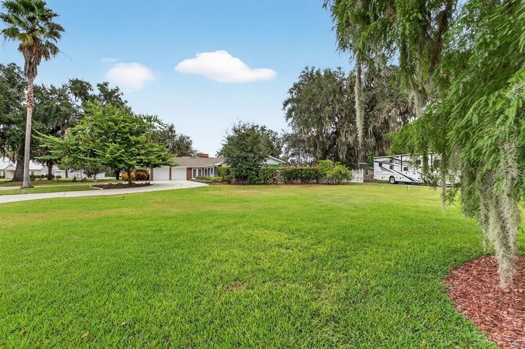 For Sale: $419,000 (4 beds, 3 baths, 2656 Square Feet)