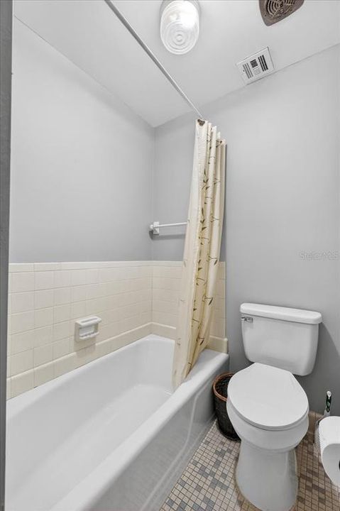 For Sale: $419,000 (4 beds, 3 baths, 2656 Square Feet)