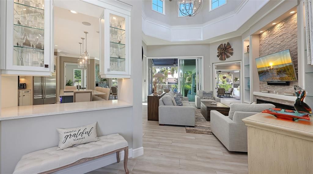 En Venta: $3,549,000 (3 camas, 3 baños, 2844 Pies cuadrados)