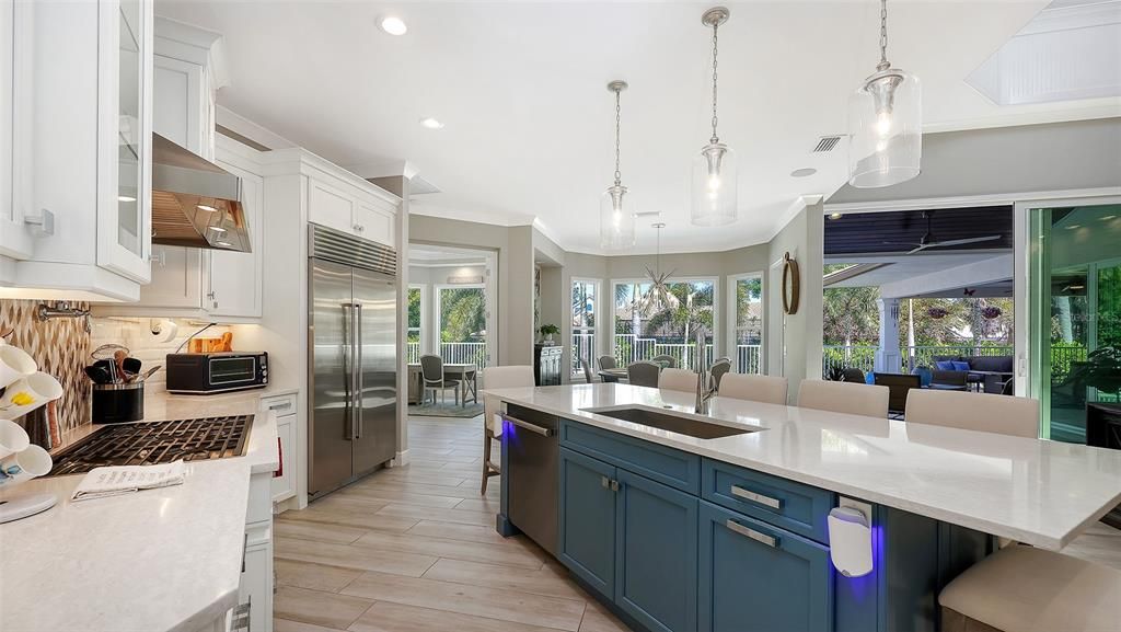 En Venta: $3,549,000 (3 camas, 3 baños, 2844 Pies cuadrados)