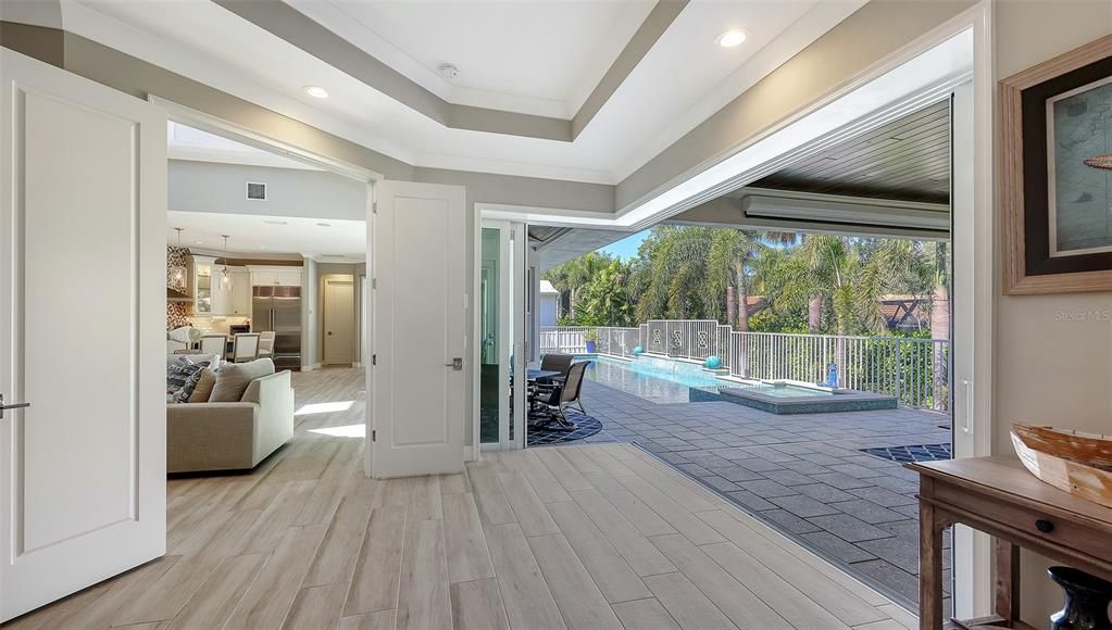 En Venta: $3,549,000 (3 camas, 3 baños, 2844 Pies cuadrados)