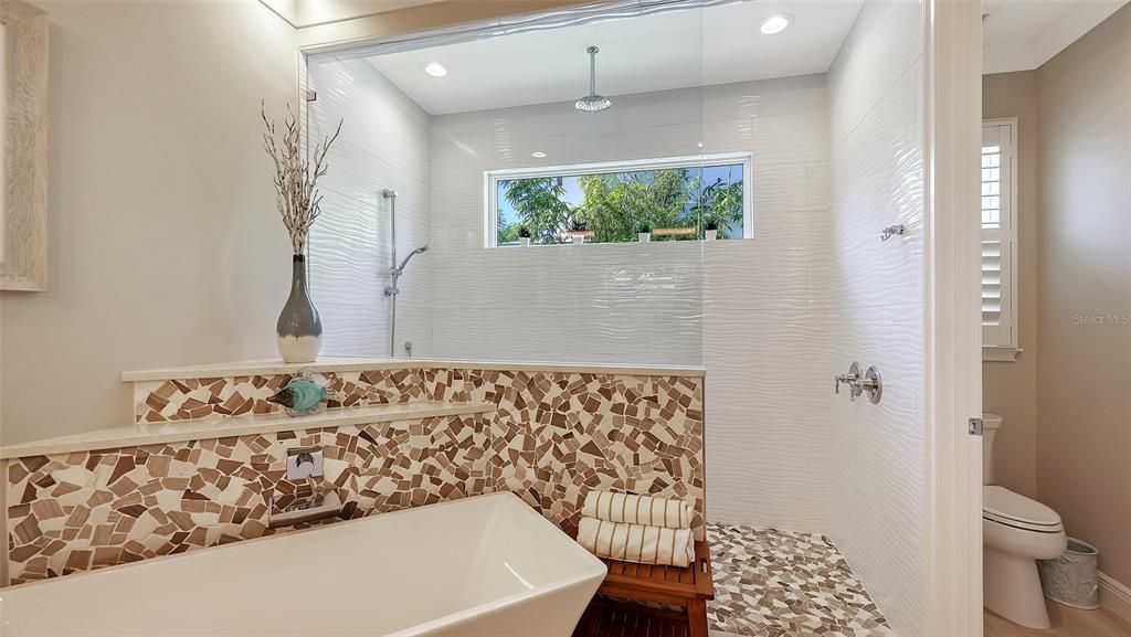 En Venta: $3,549,000 (3 camas, 3 baños, 2844 Pies cuadrados)