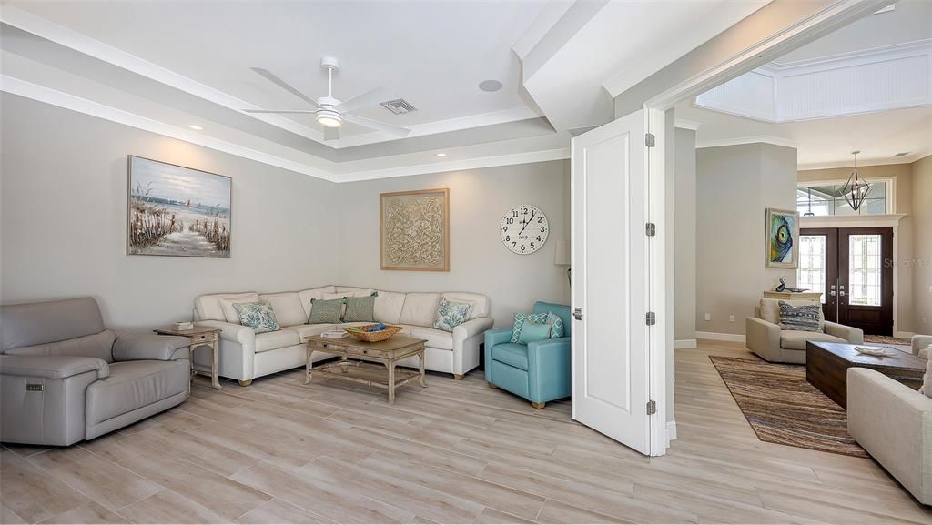 En Venta: $3,549,000 (3 camas, 3 baños, 2844 Pies cuadrados)