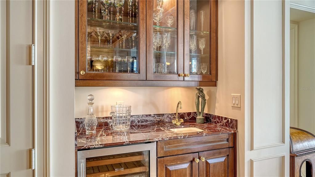 Active With Contract: $3,995,000 (3 beds, 3 baths, 3302 Square Feet)