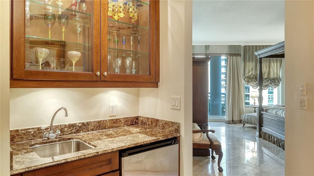 Active With Contract: $3,995,000 (3 beds, 3 baths, 3302 Square Feet)