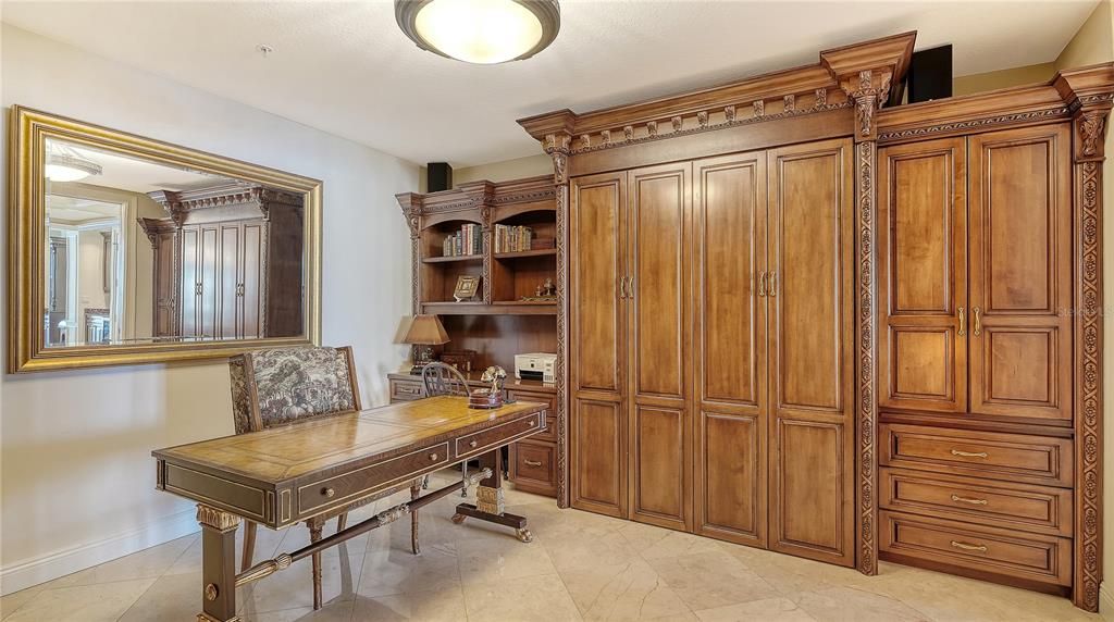 Active With Contract: $3,995,000 (3 beds, 3 baths, 3302 Square Feet)