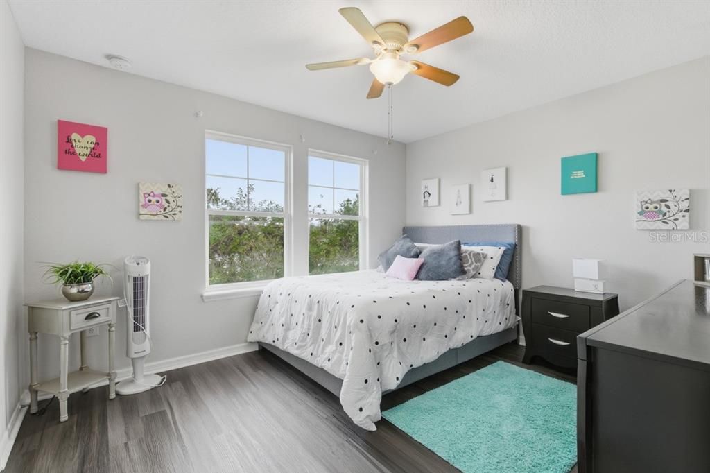 En Venta: $519,900 (4 camas, 3 baños, 2685 Pies cuadrados)