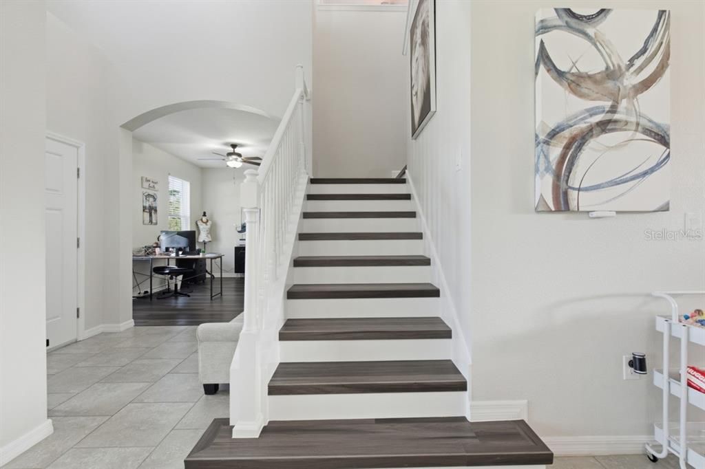 En Venta: $519,900 (4 camas, 3 baños, 2685 Pies cuadrados)