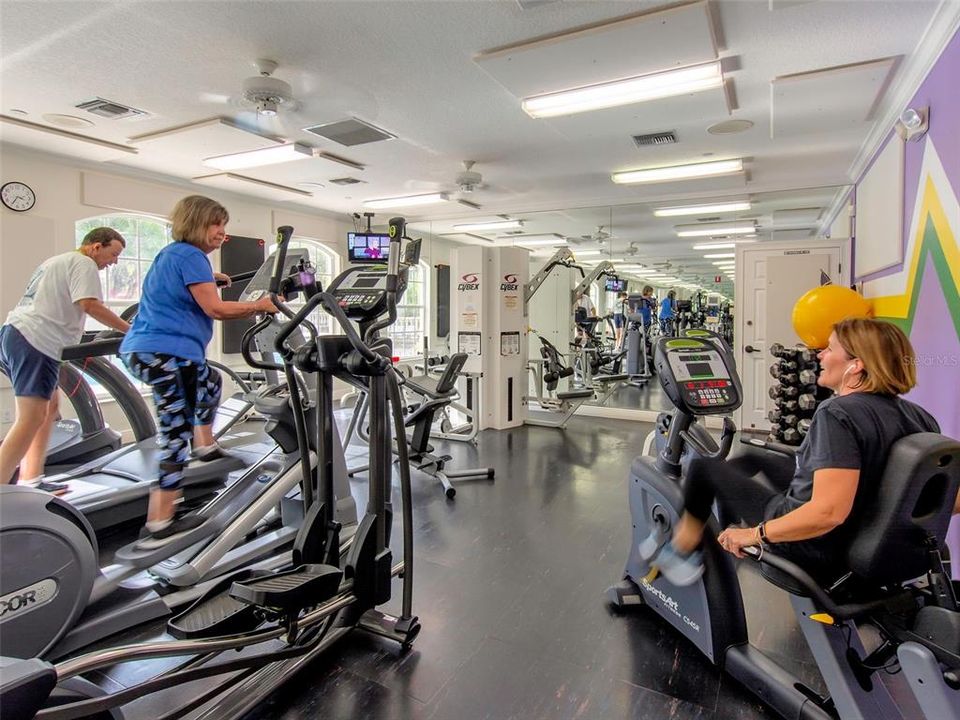 For Sale: $285,000 (3 beds, 2 baths, 1383 Square Feet)