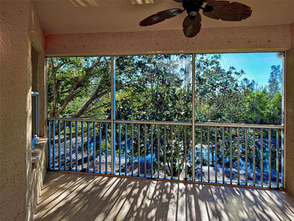 For Sale: $285,000 (3 beds, 2 baths, 1383 Square Feet)