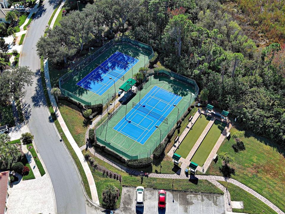 For Sale: $285,000 (3 beds, 2 baths, 1383 Square Feet)