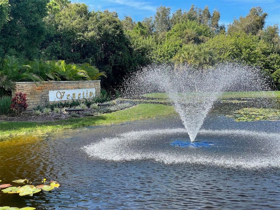 For Sale: $285,000 (3 beds, 2 baths, 1383 Square Feet)