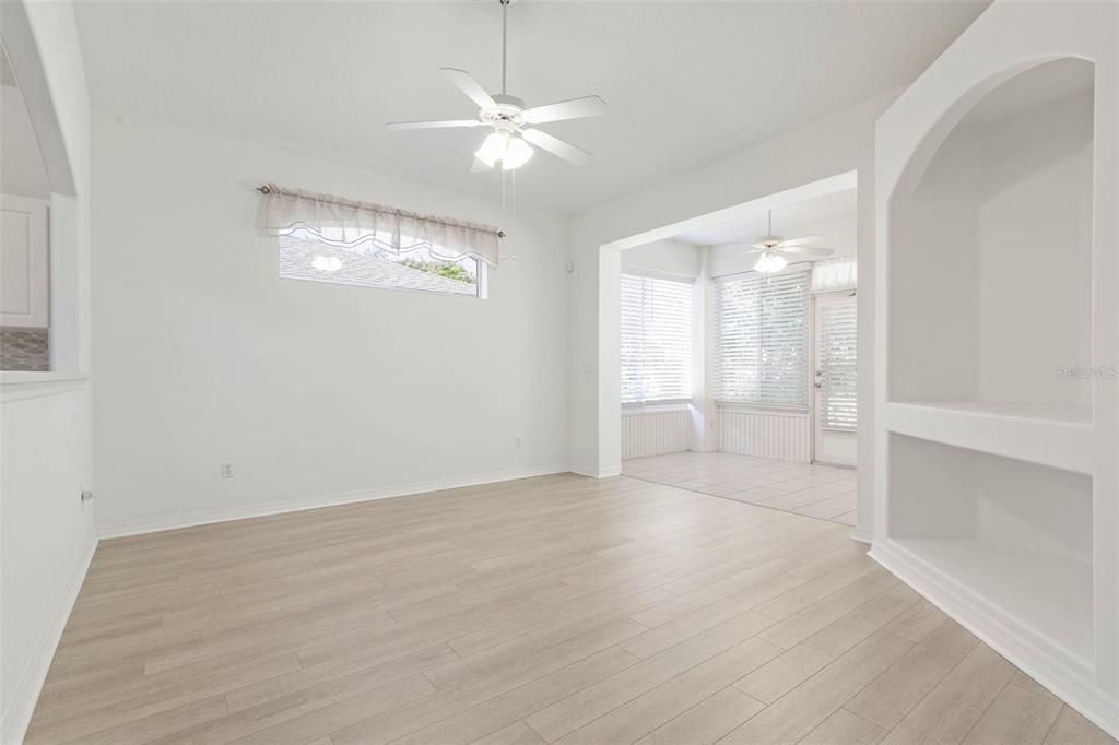 На продажу: $299,000 (3 спален, 2 ванн, 1453 Квадратных фут)