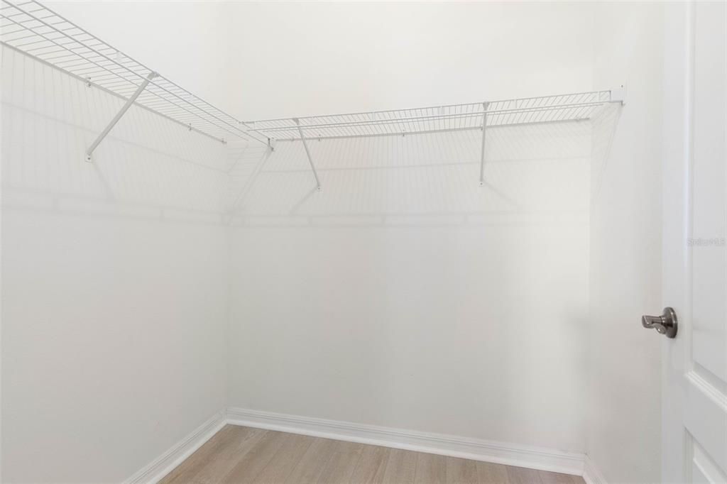 На продажу: $299,000 (3 спален, 2 ванн, 1453 Квадратных фут)