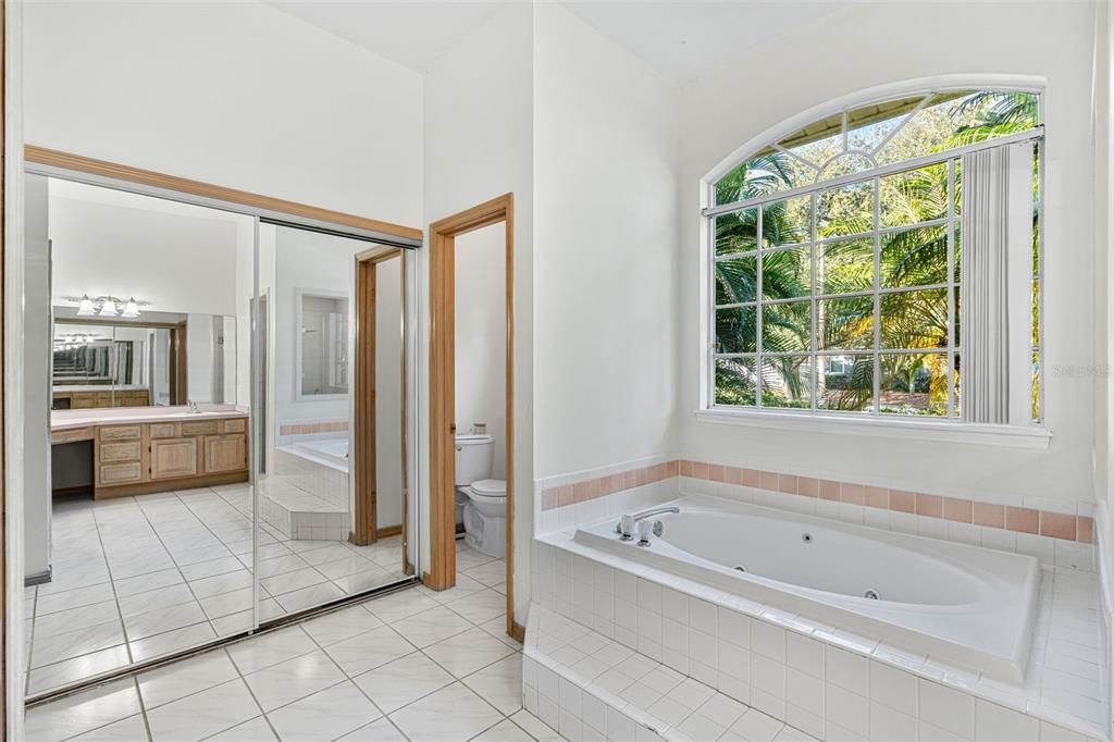 For Sale: $629,900 (4 beds, 2 baths, 2287 Square Feet)