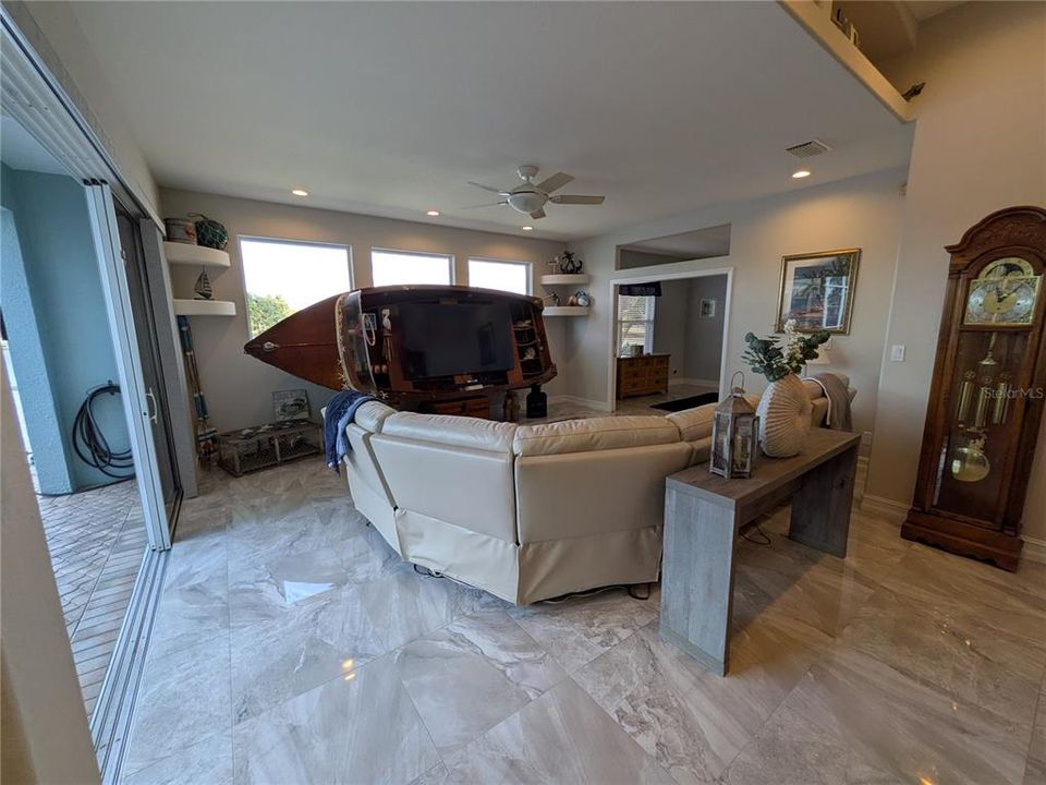 Active With Contract: $659,900 (3 beds, 2 baths, 3059 Square Feet)