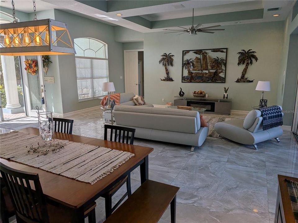 Active With Contract: $659,900 (3 beds, 2 baths, 3059 Square Feet)