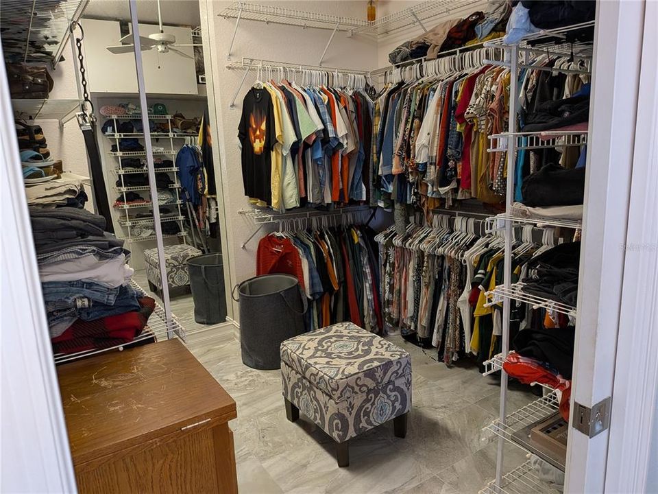 Active With Contract: $659,900 (3 beds, 2 baths, 3059 Square Feet)