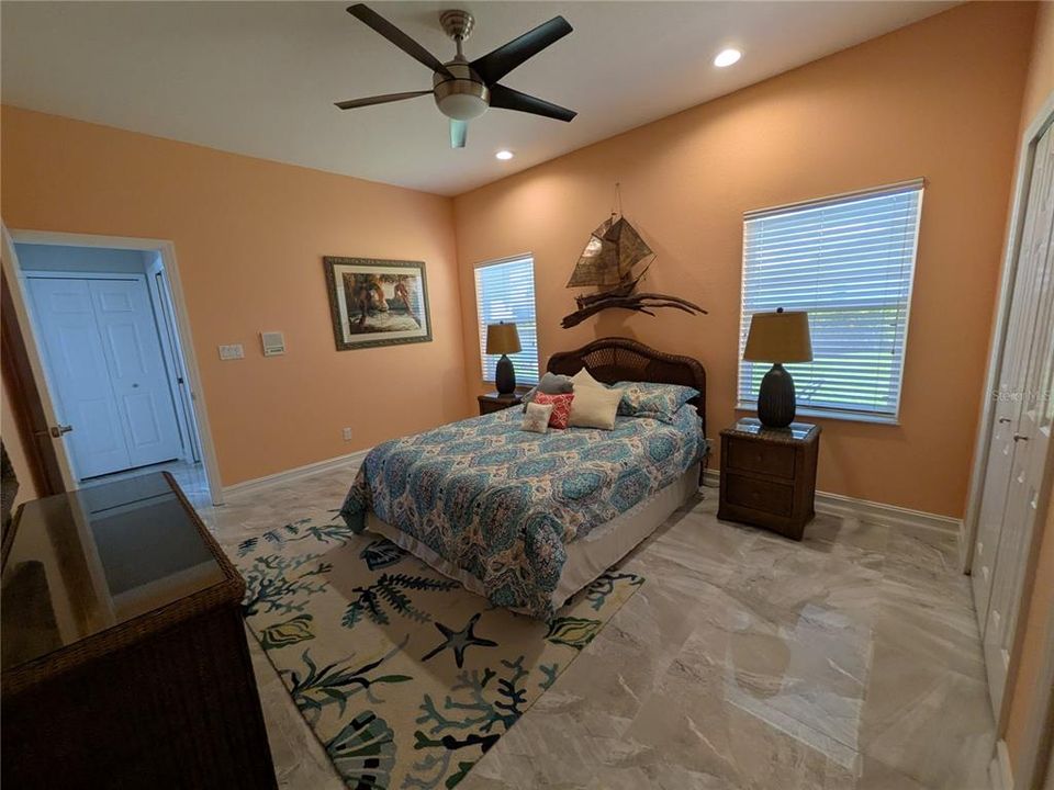 Active With Contract: $659,900 (3 beds, 2 baths, 3059 Square Feet)