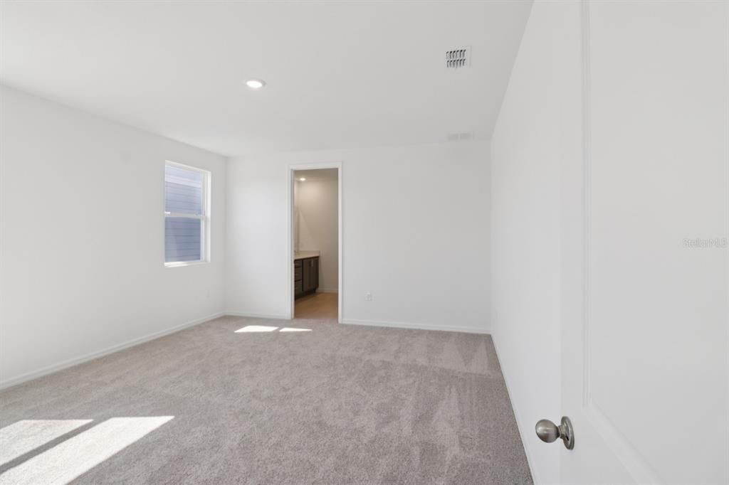 На продажу: $459,990 (4 спален, 3 ванн, 2226 Квадратных фут)