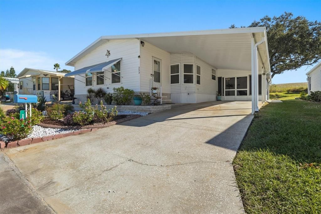 待售: $149,900 (2 贝兹, 2 浴室, 1296 平方英尺)