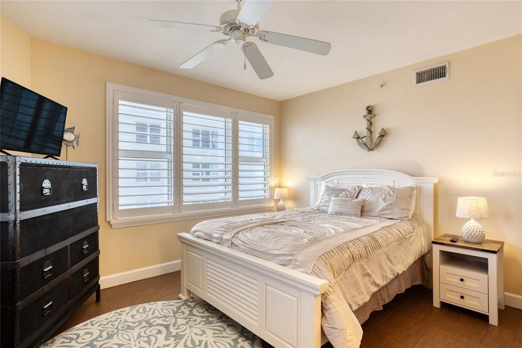 Active With Contract: $699,000 (3 beds, 3 baths, 2072 Square Feet)