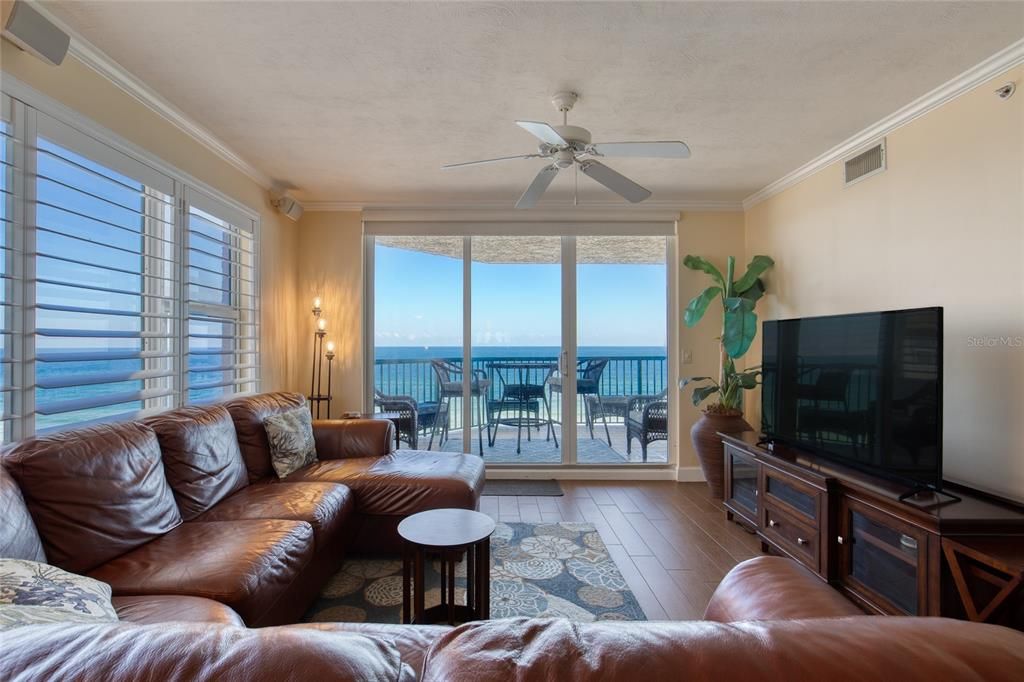 Active With Contract: $699,000 (3 beds, 3 baths, 2072 Square Feet)