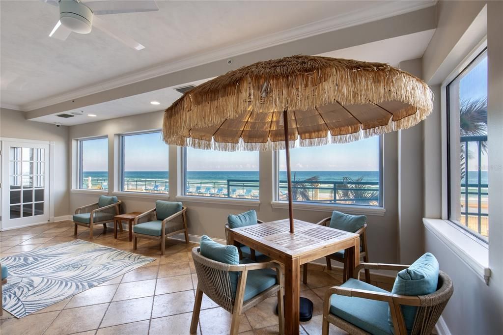 Active With Contract: $699,000 (3 beds, 3 baths, 2072 Square Feet)