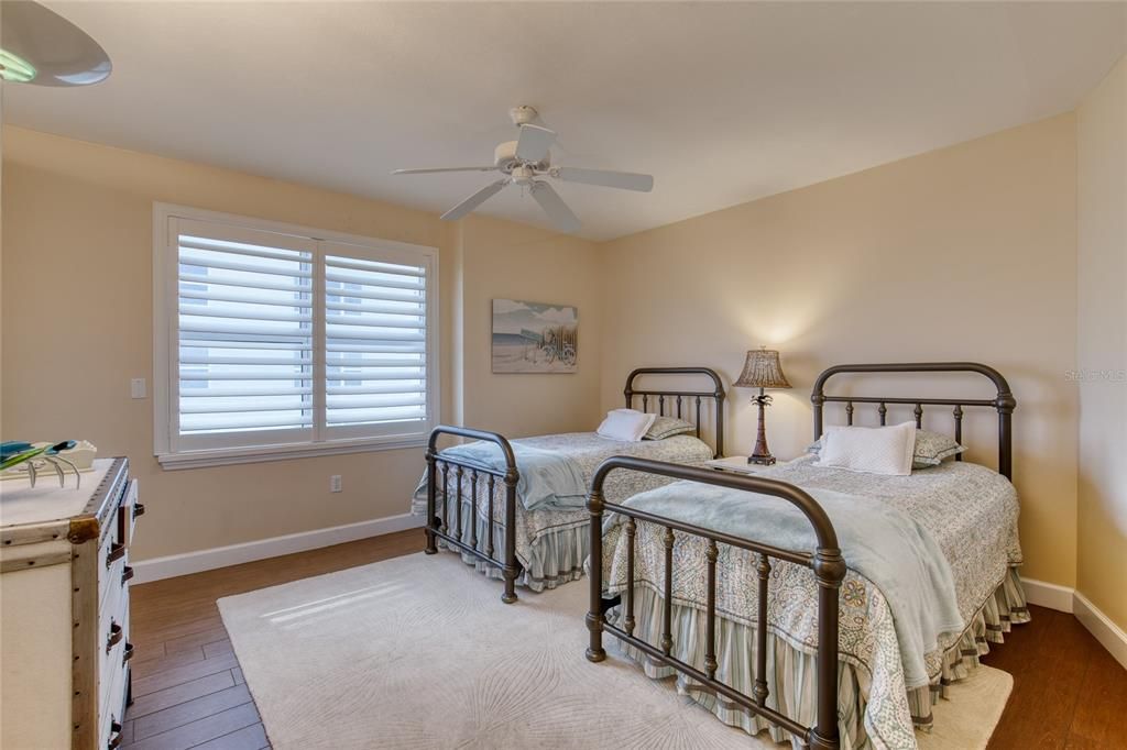 Active With Contract: $699,000 (3 beds, 3 baths, 2072 Square Feet)