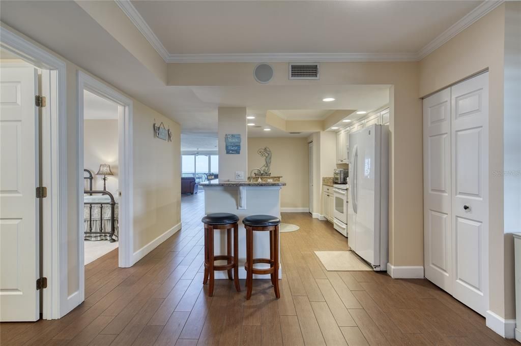 Active With Contract: $699,000 (3 beds, 3 baths, 2072 Square Feet)